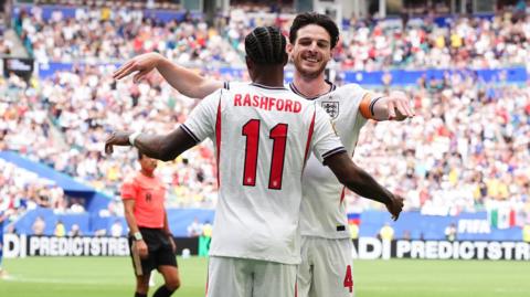 Declan Rice celebrates