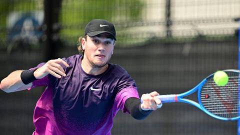 Jack Draper plays a forehand against Mattia Bellucci at the Japan Open