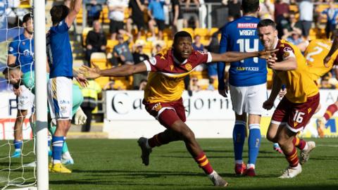 Motherwell celebrate scoring against St Johnstone