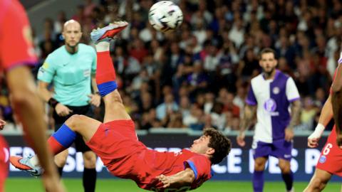 Joao Neves scores an overhead kick for Paris St-Germain