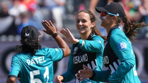 Melie Kerr celebrates a wicket