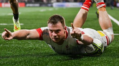 Zac Ward celebrates a try