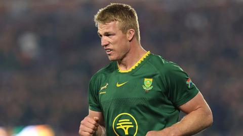Pieter-Steph du Toit playing in the green jersey of South Africa