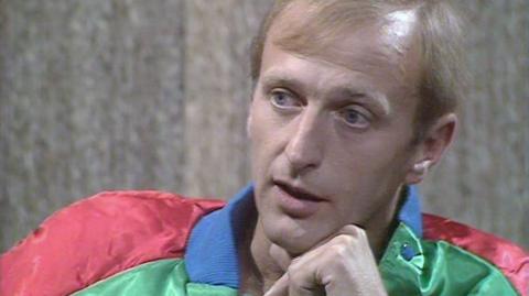 Graham Chapman talks about drinking as many as four pints of gin a day.