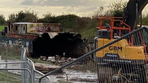 The Tosca barge being demolished