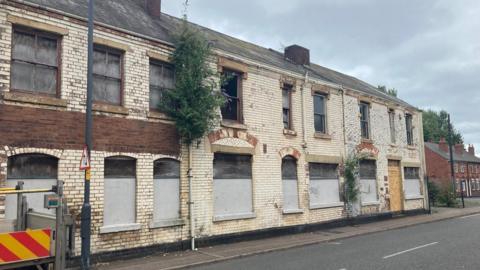 Derelict buildings in Willenhall