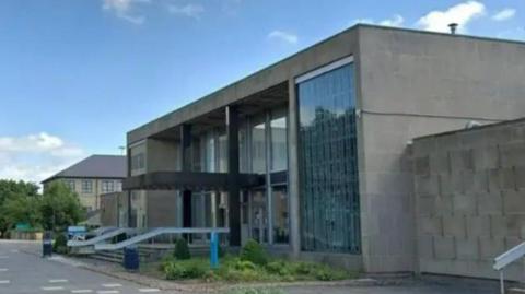 Kirklees Magistrates' Court exterior