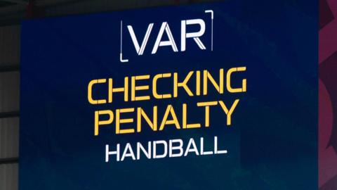 A VAR screen