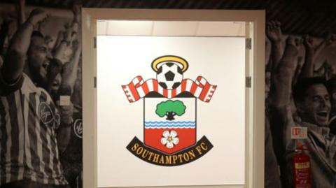 Southampton crest on a wall