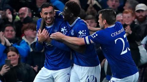 Everton celebrate