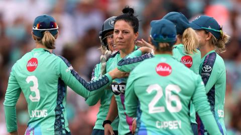 Marizanne Kapp takes a wicket