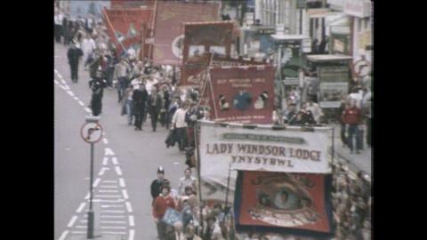 Miners march in support of healthcare workers in 1982