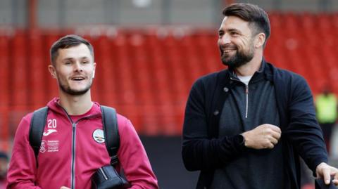 Liam Cullen (left) and Russell Martin at Swansea City in 2022
