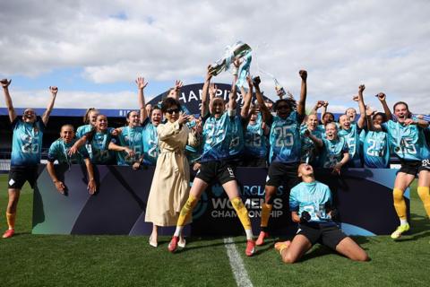Michelle Kang celebrates with London City Lionesses
