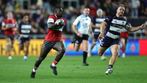 Christian Wade running with the ball during the win against Bristol