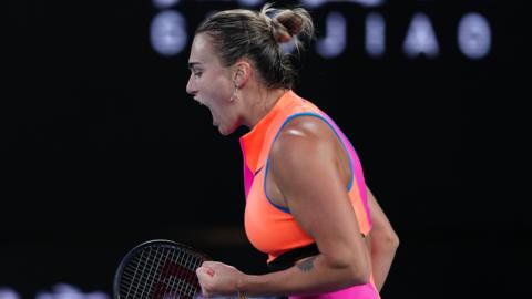 Aryna Sabalenka yells