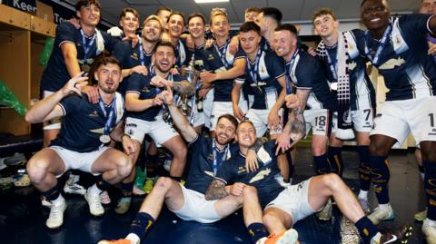 Falkirk celebrate