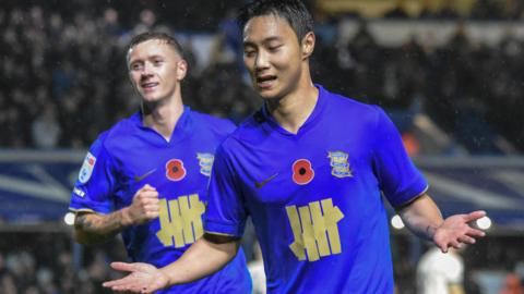 Paik Seung-ho scores for Birmingham