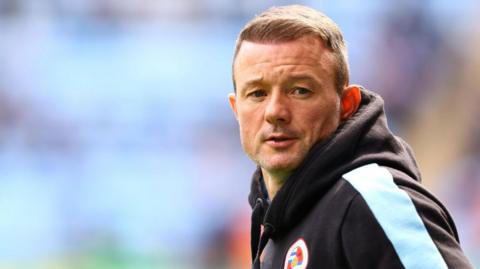 Noel Hunt in charge as interim boss of Reading