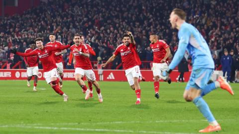 Nottingham Forest players celebrate