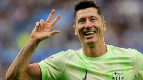 Robert Lewandowski celebrates