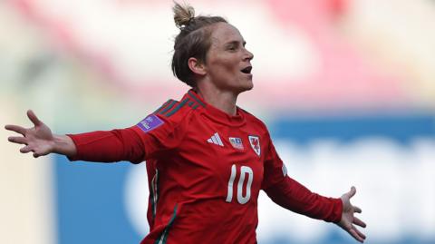 Wales midfielder Jess Fishlock celebrates