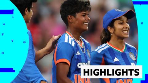 Jemimah Rodrigues and Arundhati Reddy smiling 