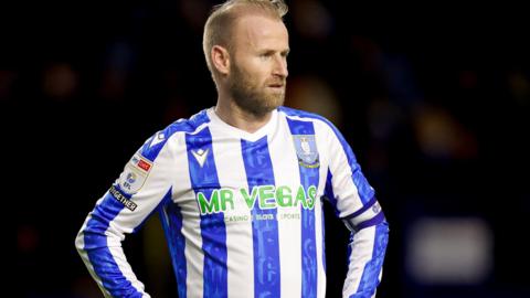 Barry Bannan in action for Sheffield Wednesday in their home defeat by Portsmouth