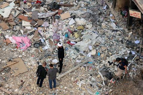 ترامب يلمّح لاستئناف المحادثات مع إيران هذا الأسبوع رغم استمرار الحصار البحري الأمريكي