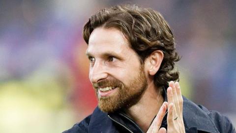 Joe Allen applauds 