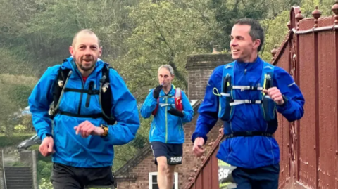 Peter Corr and Dave Isaac running 