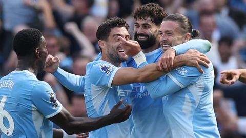 mAN cITY