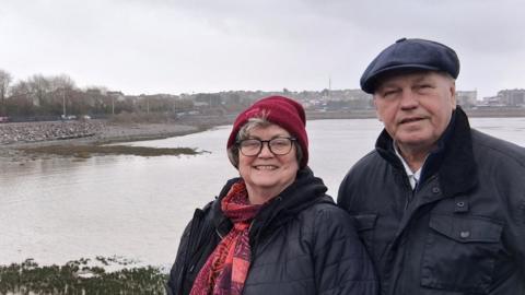 Shirley Hodges a Nick Hodges