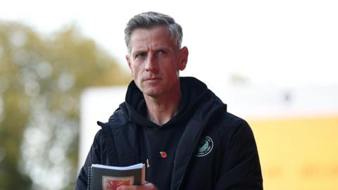 Dave Hughes on the touchline 