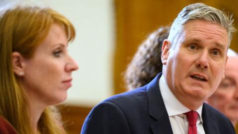 Left Angela Rayner and right Sir Keir Starmer 