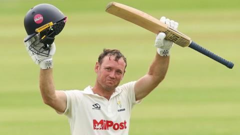 Colin Ingram celebrates