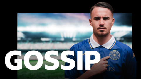 Versailles midfielder Tom Renauld