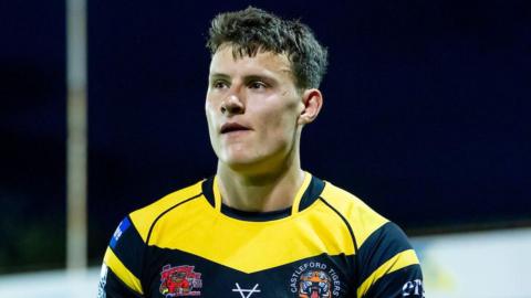 Rugby League - Betfred Super League Round 11 - Castleford Tigers v St Helens - the Mend A Hose Jungle, Castleford, England - Castleford's Innes Senior dejected after his side's loss to St Helens.