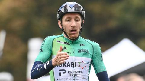 Stevie Williams wins in the leaders jersey at the Tour of Britain