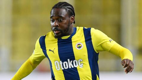 Bright Osayi-Samuel in action for Fenerbahce