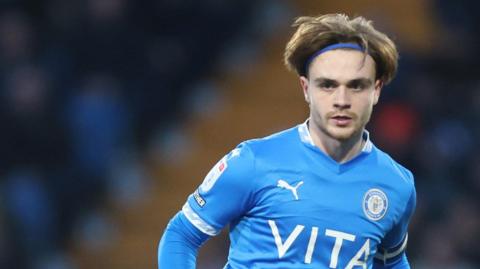 Lewis Bate in action for Stockport County