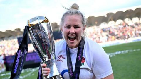 Marlie Packer holds Six Nations trophy