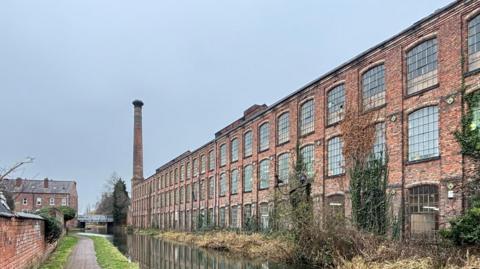 Exterior image of Bridge Mills, sat next to Erewash Canal