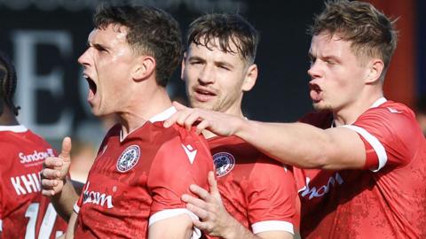 Dara Costelloe scores for Accrington