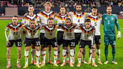 A Germany team line-up picture 