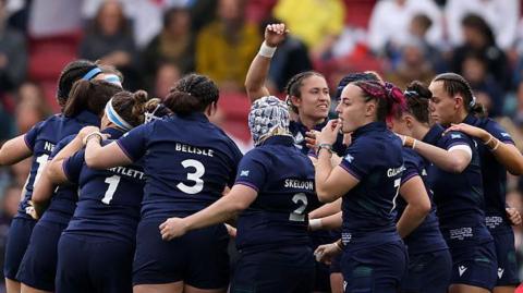 Scotland in a team huddle