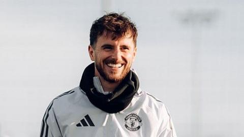 Mason Mount smiling