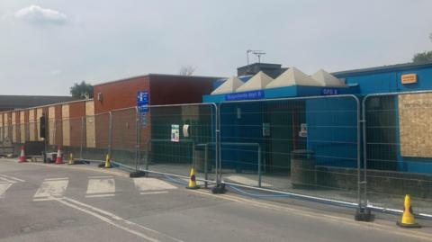 Condemned outpatient building at Stepping Hill 