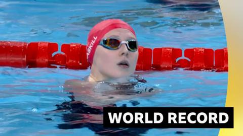 Poppy Maskill sets a new world record in the women's S14 100m butterfly final