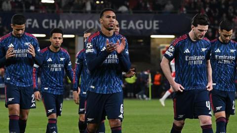 Arsenal celebrate beating Slavia Prague